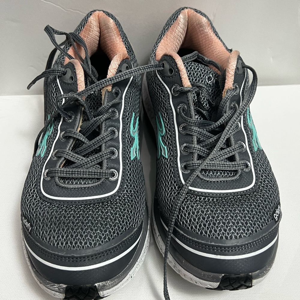 Women's GDEFY Mighty Walk Athletic Shoes Size 8.5 TB9024FGP-M